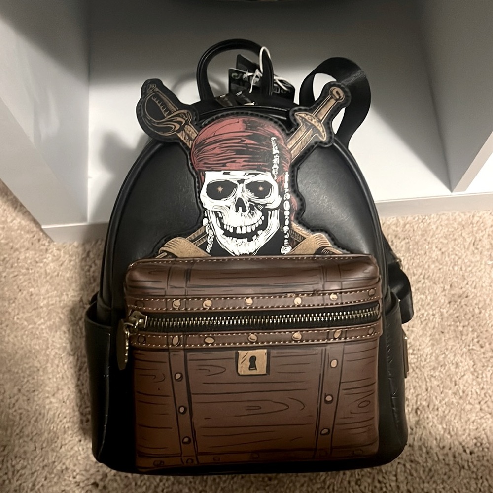 Brand new Pirates of the Caribbean Loungefly